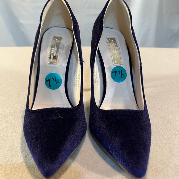 New Calvin Klein Spring/Summer Floral Dress - Picture 4 of 10